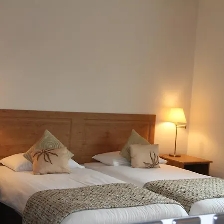 Deebert House Отель 3*