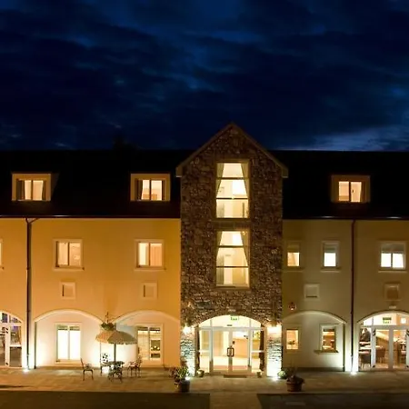Deebert House Hotel 3*